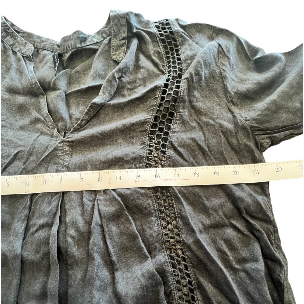 🏷️NWT Riviya Oversized Washed Out Black Eyelet Tunic - Picture 6 of 8